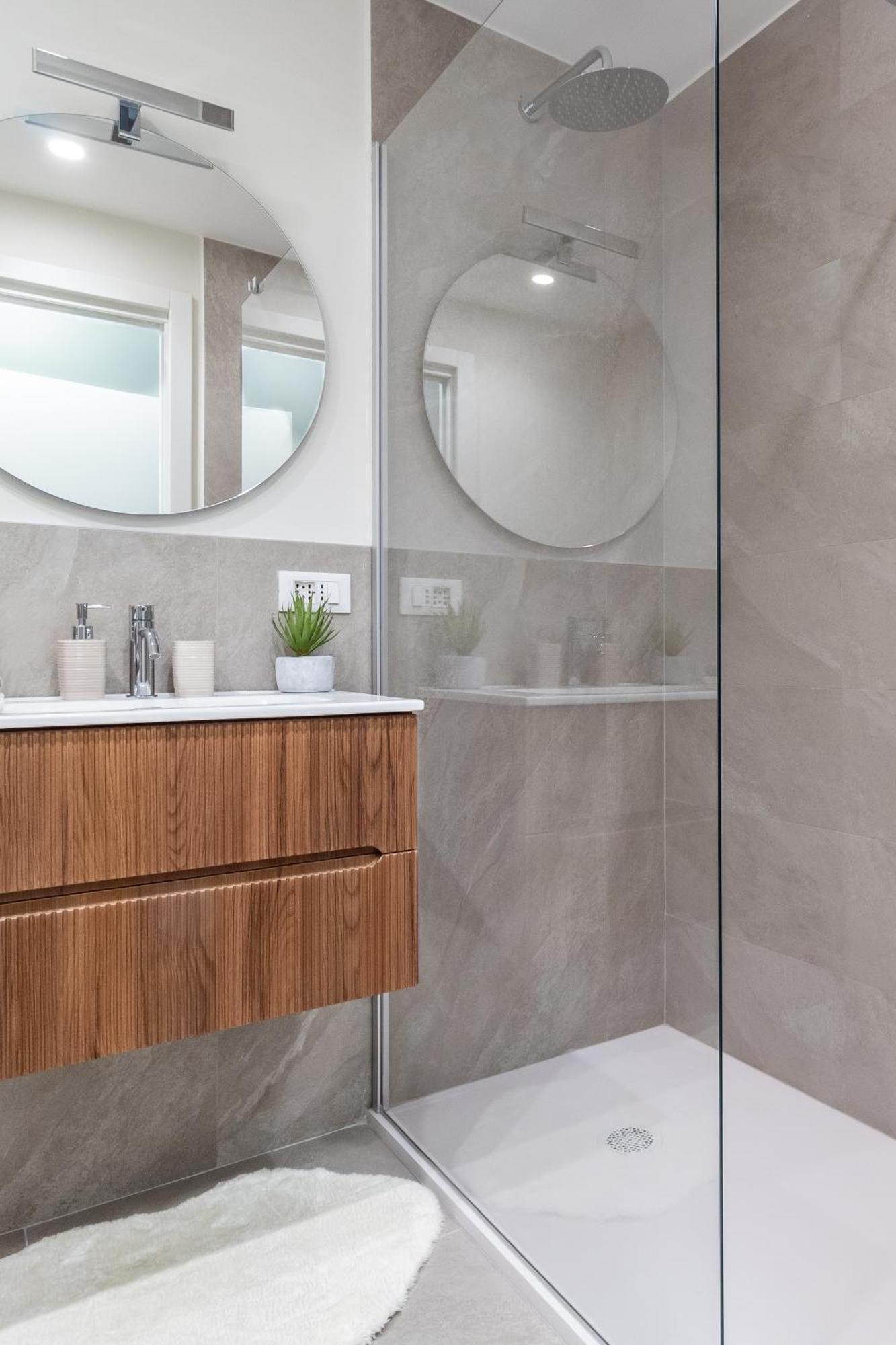 Ampi Monolocali In Via Pirandello - Washington Appartement *